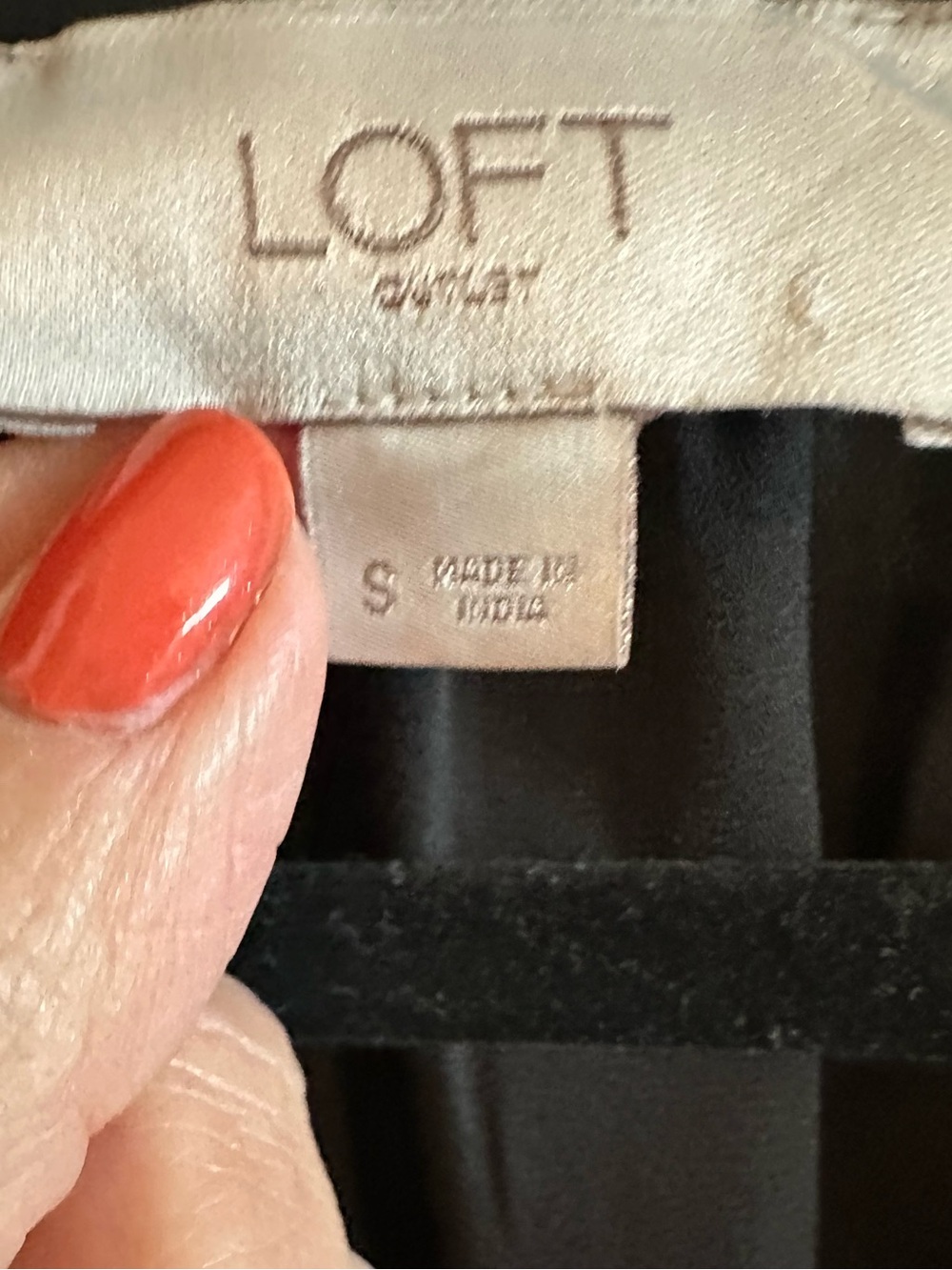 LOFT Black Flutter Sleeve Tie Front Blouse Size Small Minimalist Top Resort - Picture 3 of 4